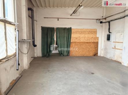 Pronájem skladovací prostor, 130 m²