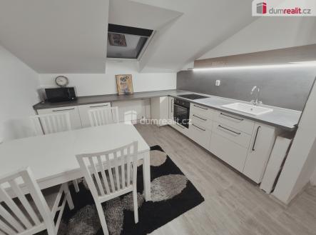 Pronájem bytu, 2+1, 59 m²