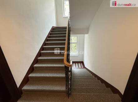 Pronájem bytu, 2+1, 68 m²