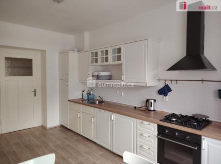 Pronájem bytu, 3+1, 85 m²