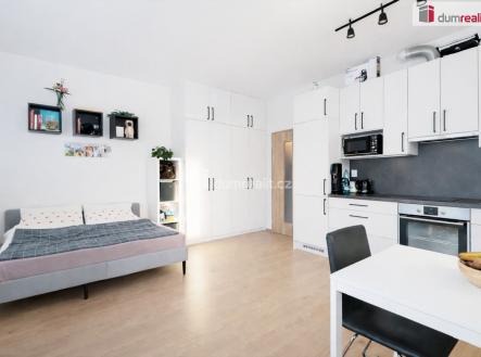 Pronájem bytu, 1+kk, 36 m²