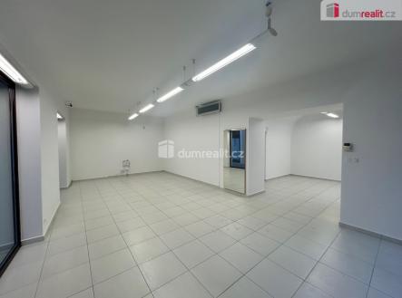 Pronájem obchodní prostor, 57 m²