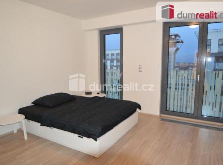 Pronájem bytu, 1+kk, 37 m²