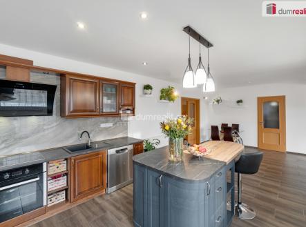 Prodej domu/vily, 215 m²