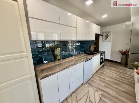 Pronájem bytu, 2+kk, 52 m²