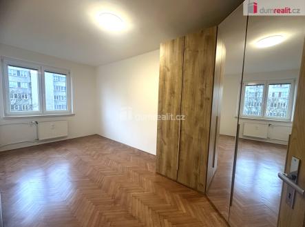 Pronájem bytu, 3+kk, 75 m²