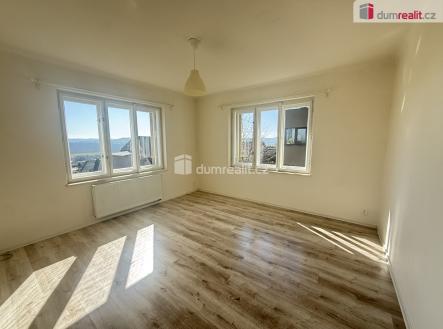 Pronájem bytu, 2+1, 60 m²