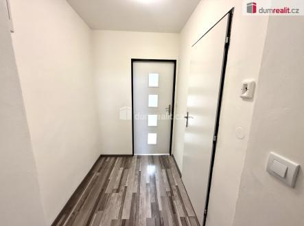 Pronájem bytu, 2+kk, 38 m²
