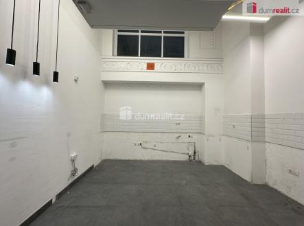 Pronájem obchodní prostor, 14 m²