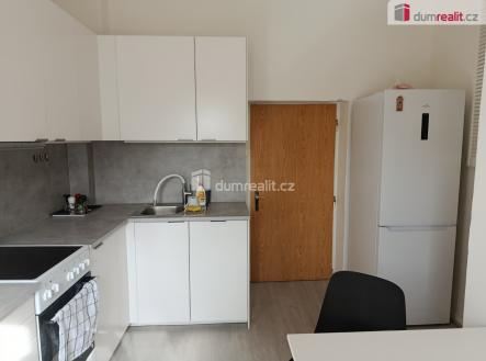 Pronájem bytu, 2+1, 50 m²