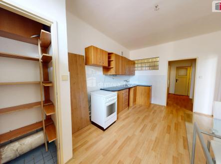 Pronájem bytu, 2+1, 76 m²