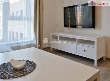 Pronájem bytu, 1+1, 34 m²