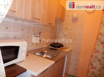 Pronájem bytu, 1+kk, 34 m²