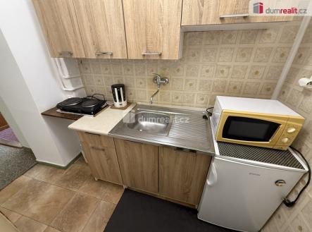 Pronájem bytu, 1+kk, 34 m²