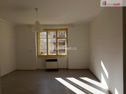 Pronájem bytu, 1+kk, 30 m²