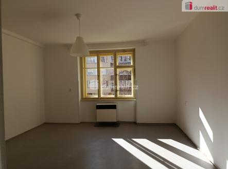 Pronájem bytu, 1+kk, 30 m²