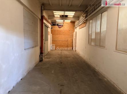 Pronájem skladovací prostor, 30 m²