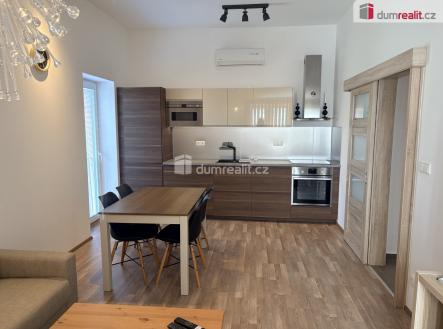 Pronájem bytu, 2+kk, 50 m²