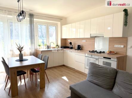 Pronájem bytu, 3+kk, 62 m²