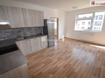 Pronájem bytu, 4+kk, 78 m²
