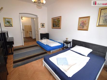 Pronájem bytu, 1+1, 43 m²