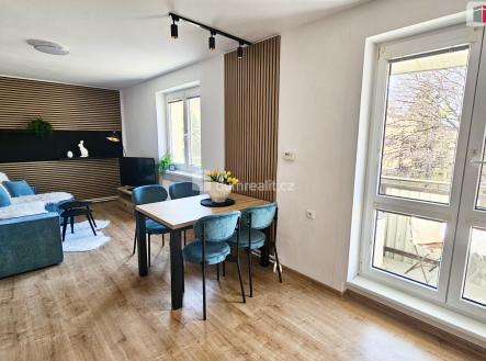 Prodej bytu, 2+kk, 60 m²