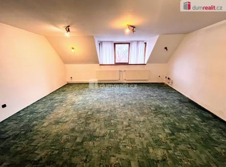 Pronájem komerčního objektu, jiný, 250 m²