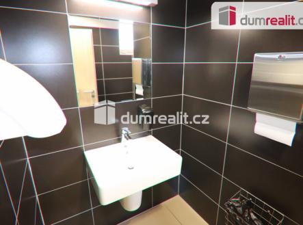 Pronájem kanceláře, 27 m²