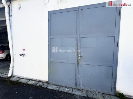 Pronájem obchodní prostor, 33 m²