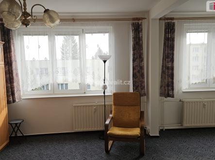 Pronájem bytu, 1+kk, 38 m²