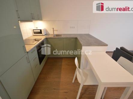 Pronájem bytu, 1+kk, 40 m²