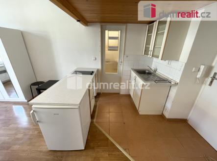 Pronájem bytu, 1+kk, 25 m²