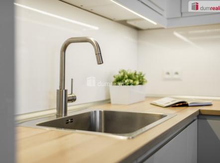 Pronájem bytu, 1+kk, 37 m²