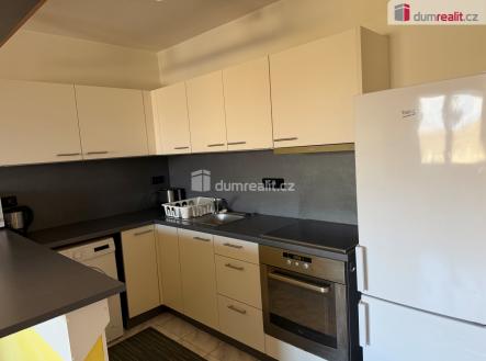 Pronájem bytu, 2+kk, 39 m²