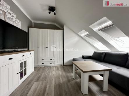 Pronájem bytu, 2+1, 55 m²