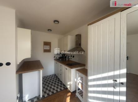 Pronájem bytu, 2+kk, 38 m²