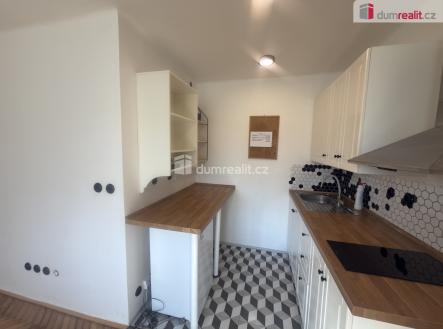 Pronájem bytu, 2+kk, 38 m²