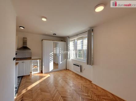 Pronájem bytu, 2+kk, 38 m²