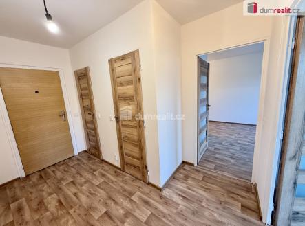 Pronájem bytu, 2+kk, 43 m²