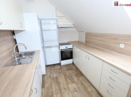 Pronájem bytu, 3+1, 100 m²