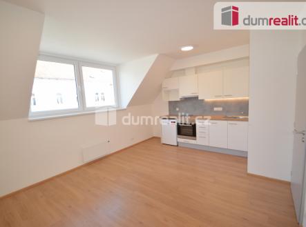 Pronájem bytu, 1+kk, 30 m²