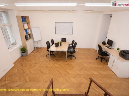 Pronájem kanceláře, 80 m²