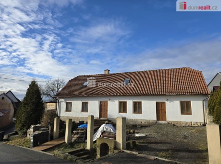 Prodej domu/vily, 230 m², Dolní Bousov – fotka 1 z 4