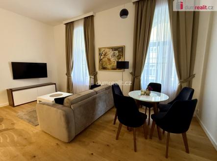Pronájem bytu, 2+kk, 58 m²