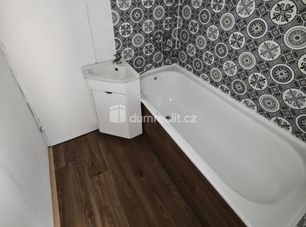 Pronájem bytu, 2+1, 58 m²