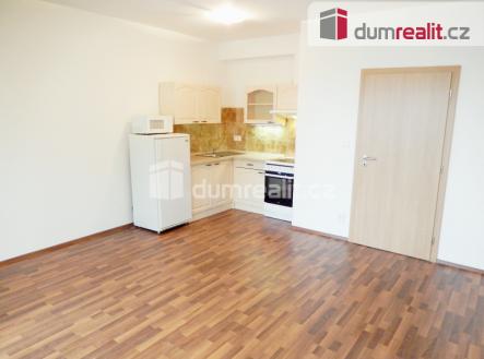 Pronájem bytu, 1+kk, 37 m²