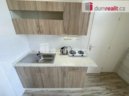 Pronájem bytu, 1+kk, 25 m²