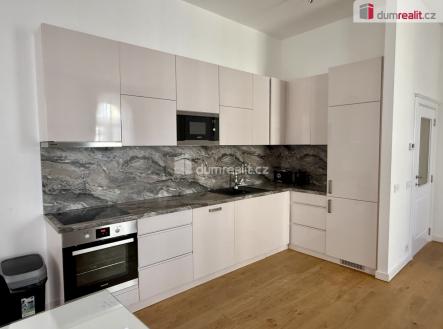 Pronájem bytu, 2+kk, 79 m²