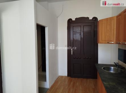 Pronájem bytu, 1+1, 37 m²