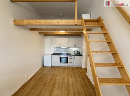 Pronájem bytu, 1+kk, 35 m²